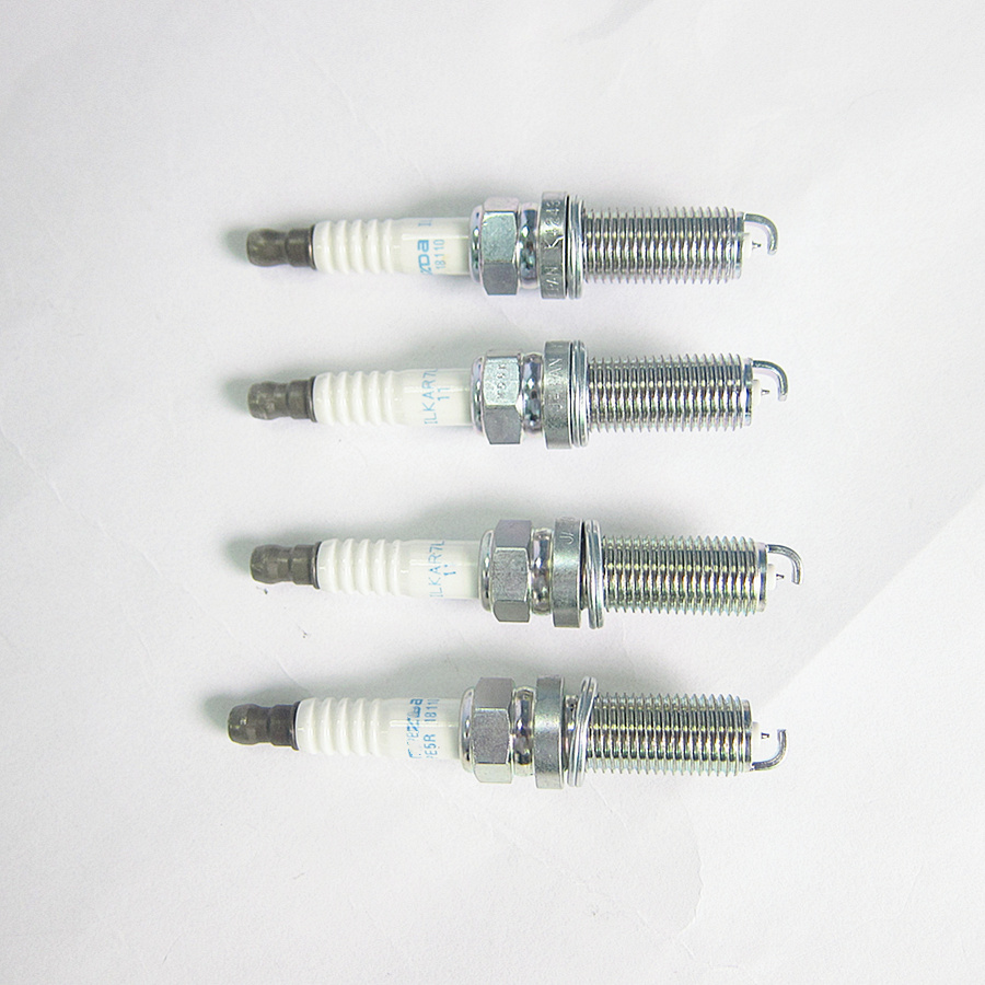 Auto-Accessoires PE5R-18-110 O - Bosch Spark Plug Iridium recensie en prijs